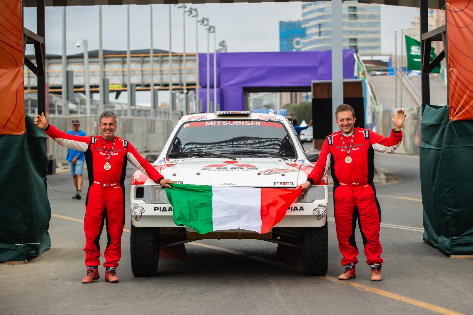 D12 733 DK22 ricardoleizer 120124